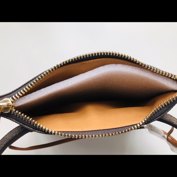 NWT Michael Kors belt bag Authentic - Picture 5 of 8